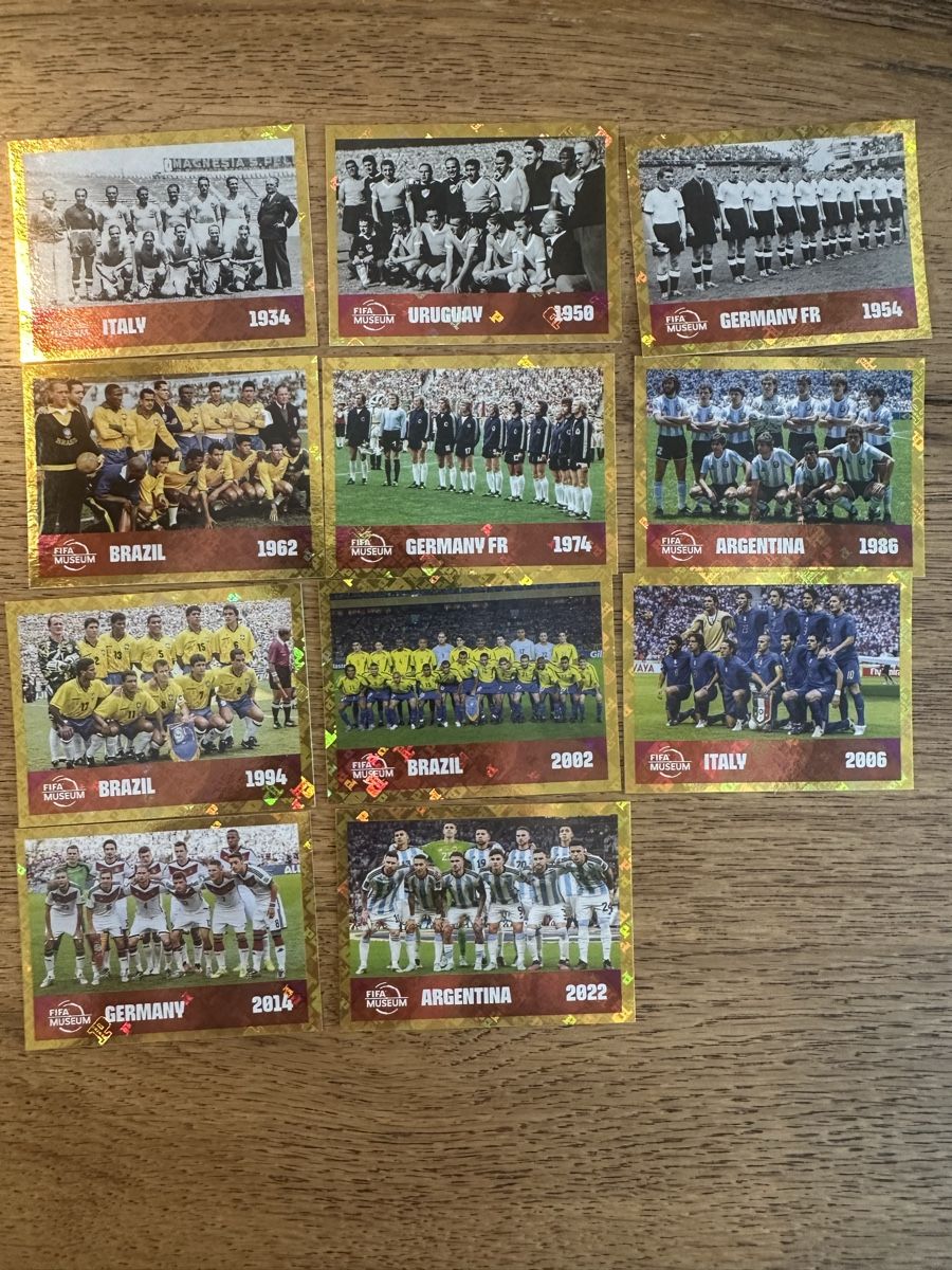 Panini Carte collezionabili: Panini WM26: Full Set WC Winner Teams – Nuovo (secondo la descrizione) da Heiligkreuz (Mels) venduto da Maguntia94