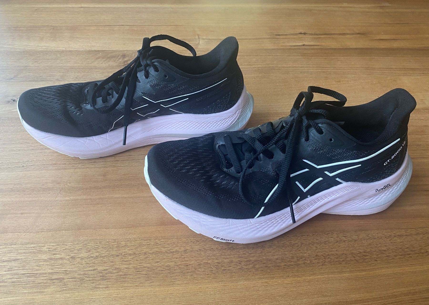 Asics Scarpe da donna: Asics GT-2000 12 Laufschuhe, Grösse 38 – Usato da Binz venduto da chr_5ljt