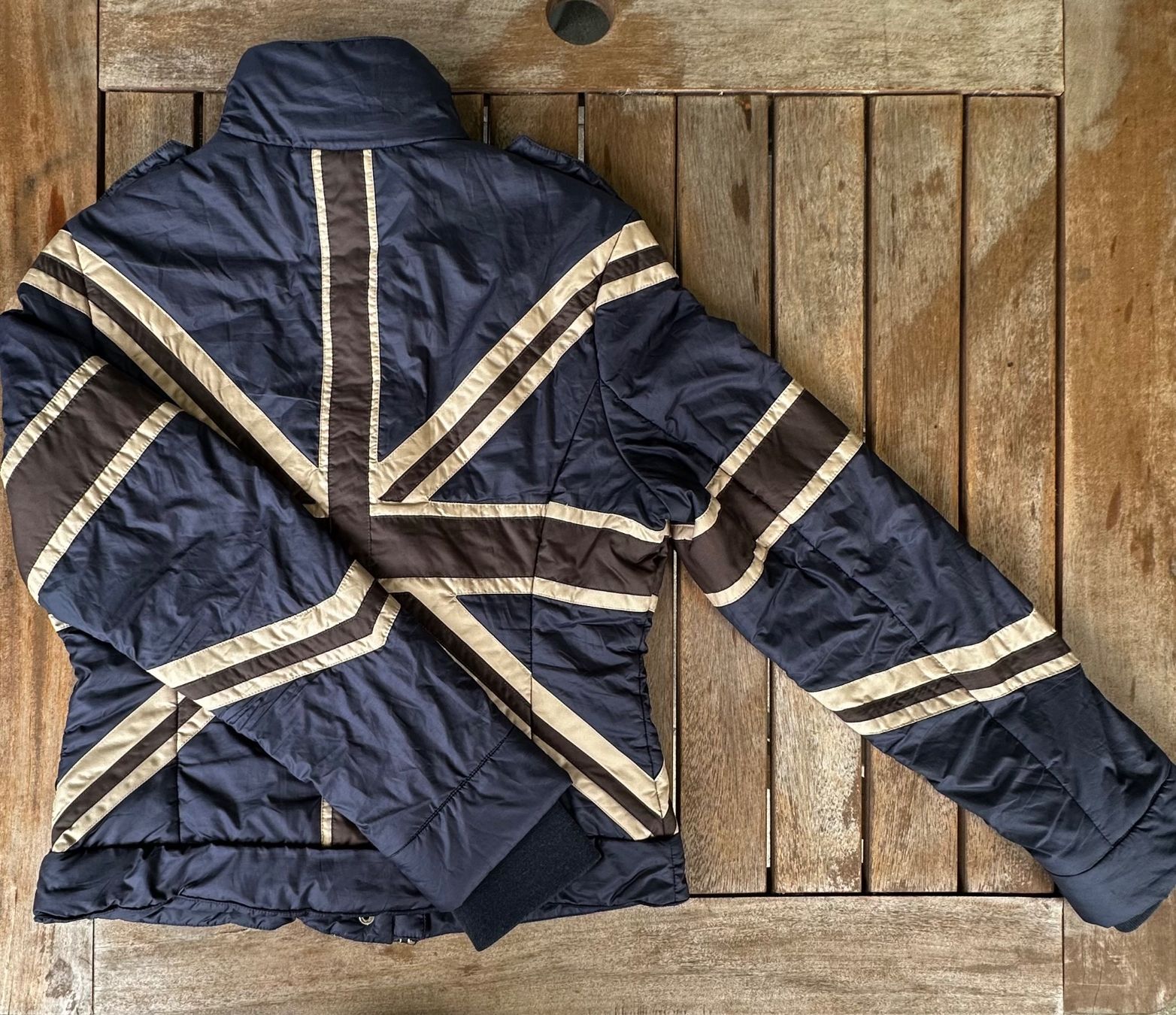 Moschino Giacche: Moschino Jacket – Usato da Liestal venduto da Ballybs 2