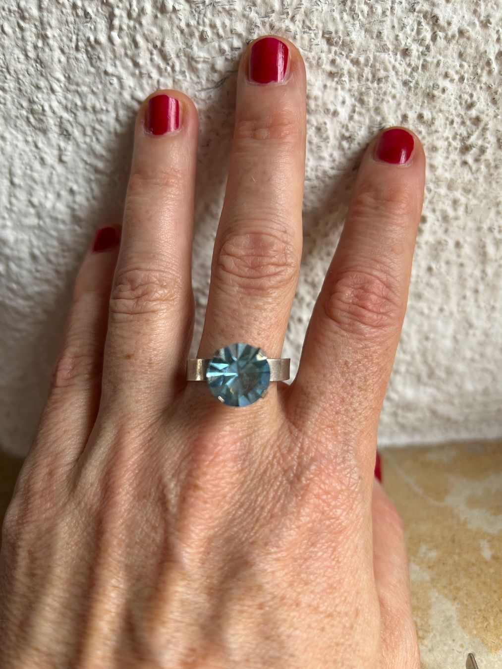 Anelli: Silberring mit grossem, hellblauem Stein, Vintage (64) – Usato da Laufen venduto da Bellebellezza 2
