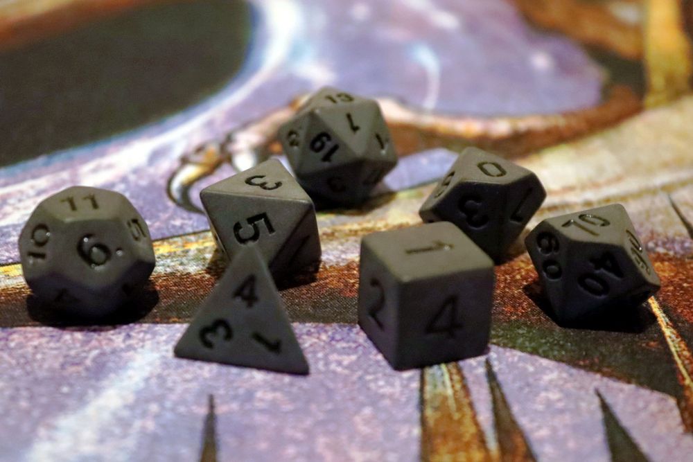 DND Würfel-Set (7-teilig) & 3D-gedrucktes Drachenei – Spielzeug Für RPG, D&D, MTG Mit Geschenkbox