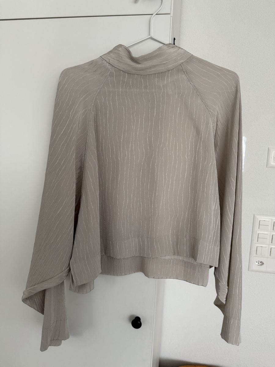 H&M Camicette: H&M lockere Bluse – Nuovo (secondo la descrizione) da Zürich venduto da mel_87ct