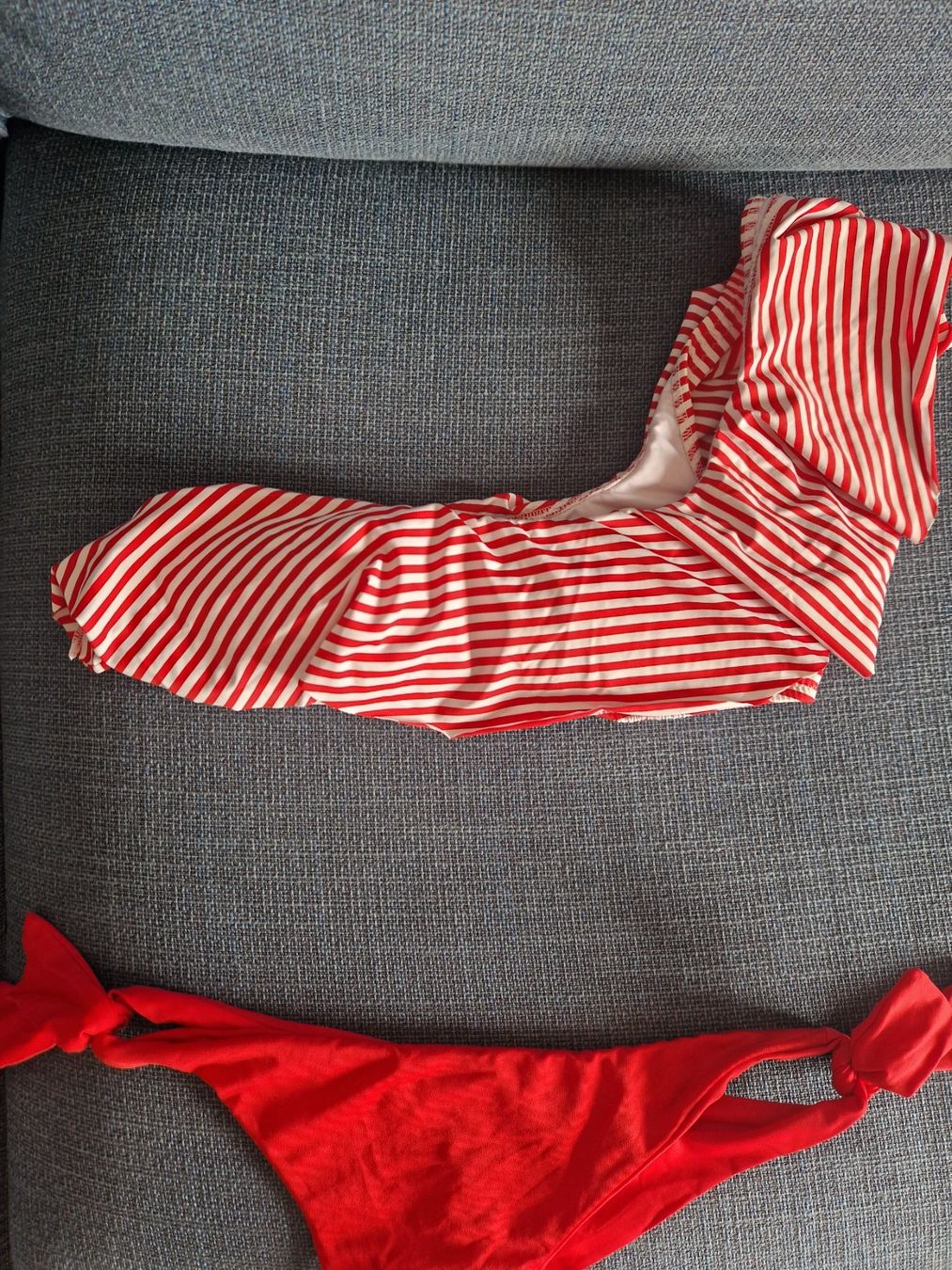 Calzedonia Costumi da bagno & Bikini: Bikini or top – Nuovo (secondo la descrizione) da Lausanne venduto da Issss 1