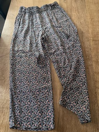 NILE HOSE GR.XS schwarz gemustert / Bundhose / breites Bein
