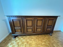 Wunderschönes Buffet/Anrichte aus Massivholz, Top Zustand!