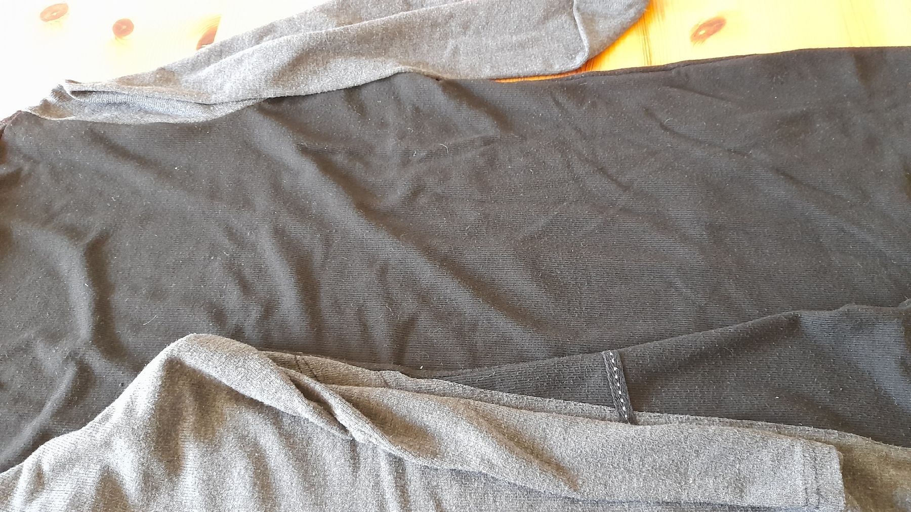 Maglioni & Felpe: Damen Pullover Gr. 44 – Usato da Nesslau venduto da Churfirsten08 4