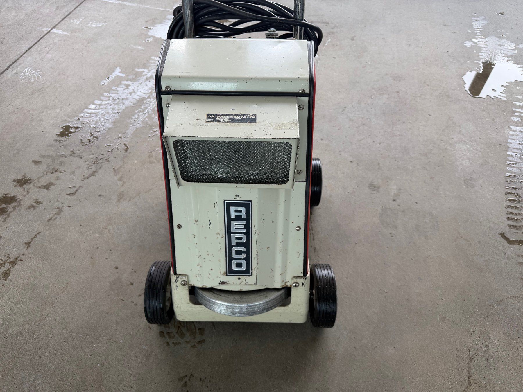 Toutes les machines: Auswuchtmaschine – D'occasion à Schwellbrunn par Pregos.12 1