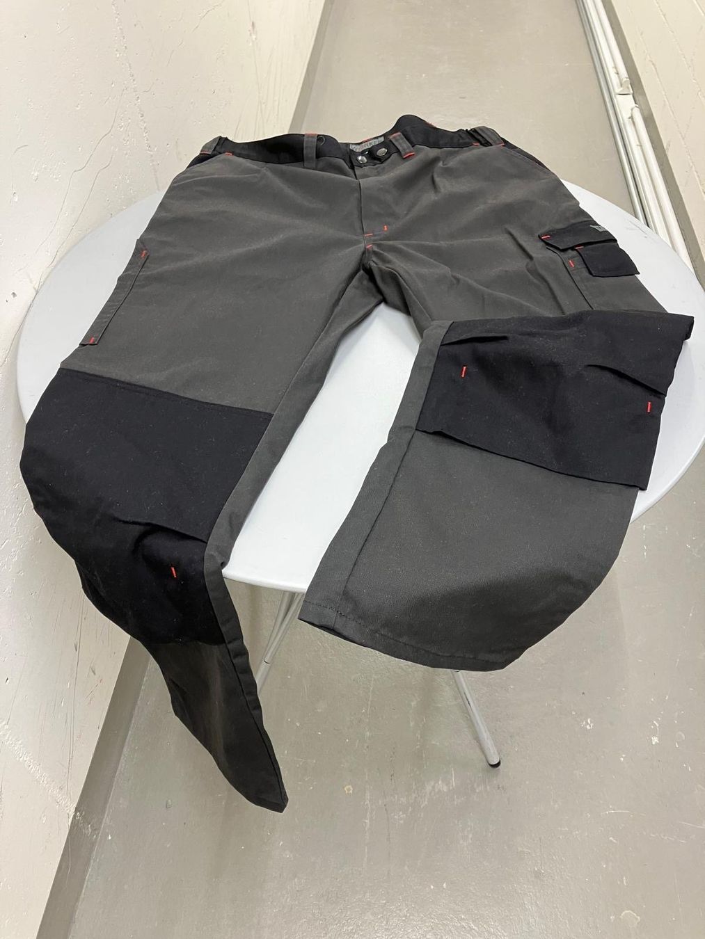 Pantaloni: Arbeitshose Marke Worker Herren – Usato da Belp venduto da nick3131 1