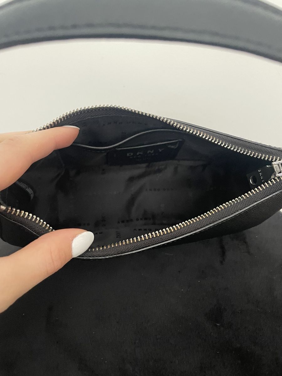 DKNY Taschen für Damen: DKNY Handtasche schwarz klein  – Neu (gemäss Beschreibung) aus Hofstetten SO von ano_zdc9 2