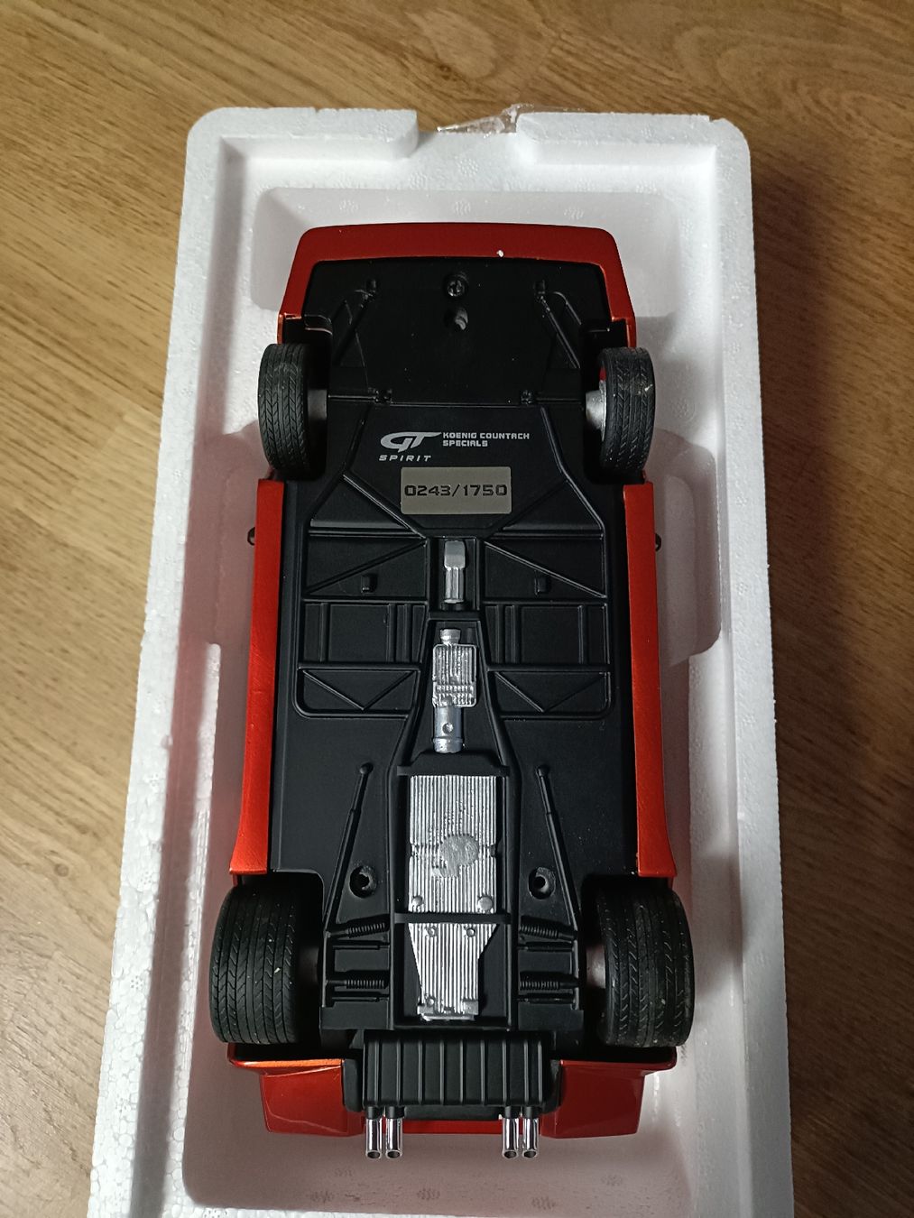 Lamborghini Voitures modèles: Lamborghini Countach 1/18 – Neuf avec emballage d'origine à Collombey par Jjomini89 1
