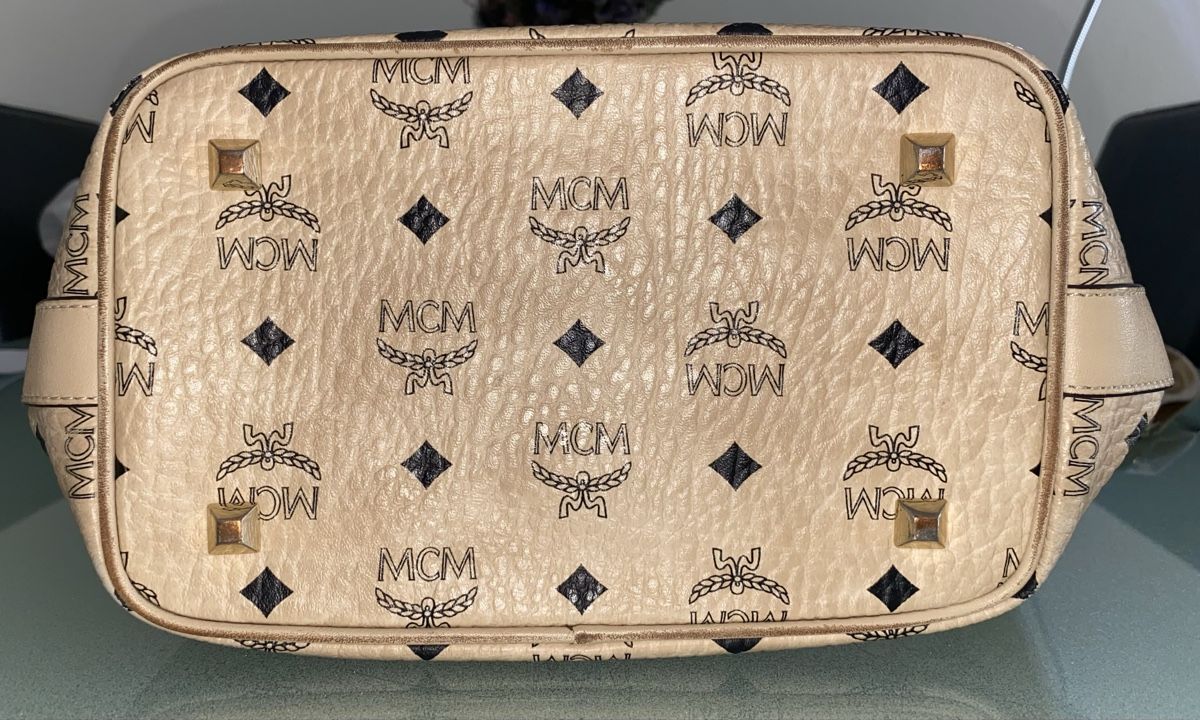 Mcm Taschen für Damen: Original MCM Beuteltasche – Gebraucht aus Affoltern am Albis von Ela_Kes 4