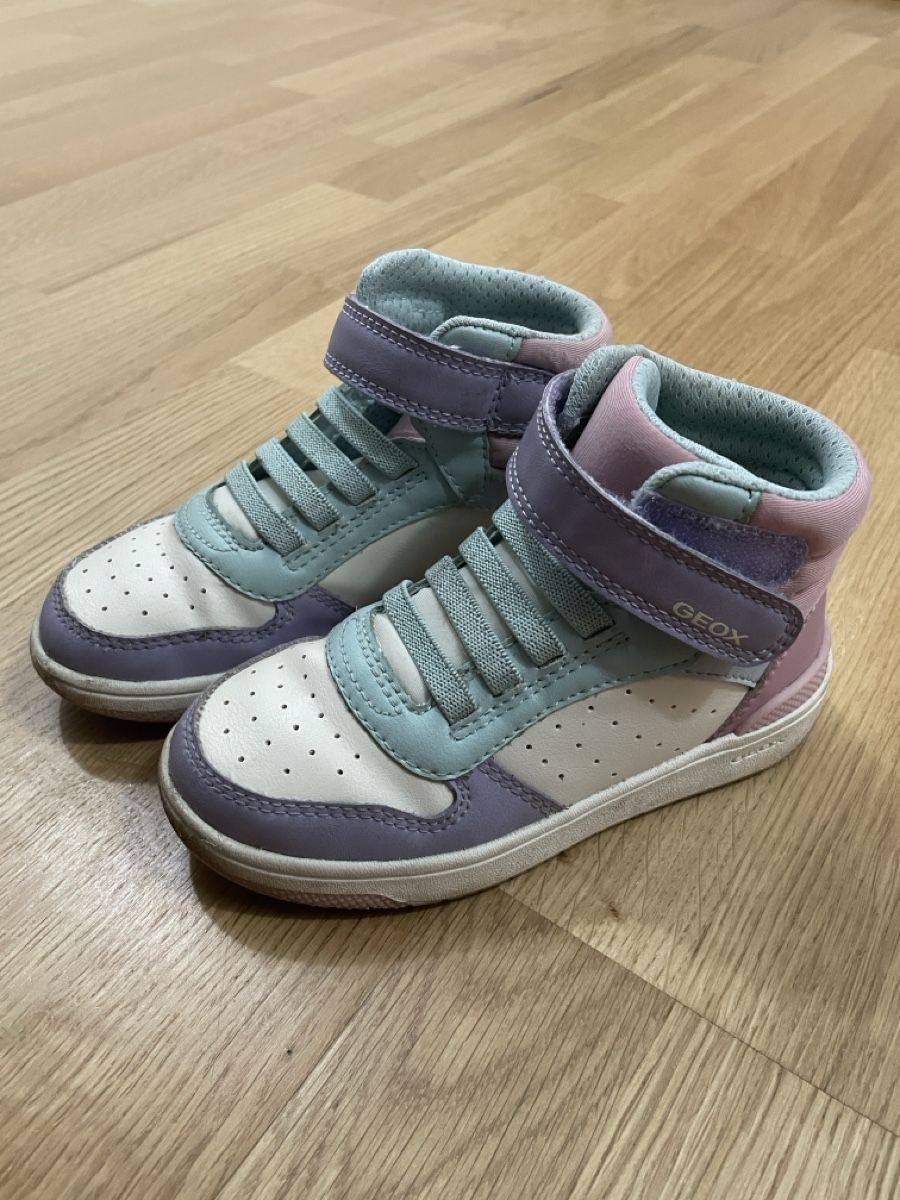 Geox Scarpe per ragazze: Geox Kinderschuhe, Grösse 28 – Usato da Bassersdorf venduto da Ketty93