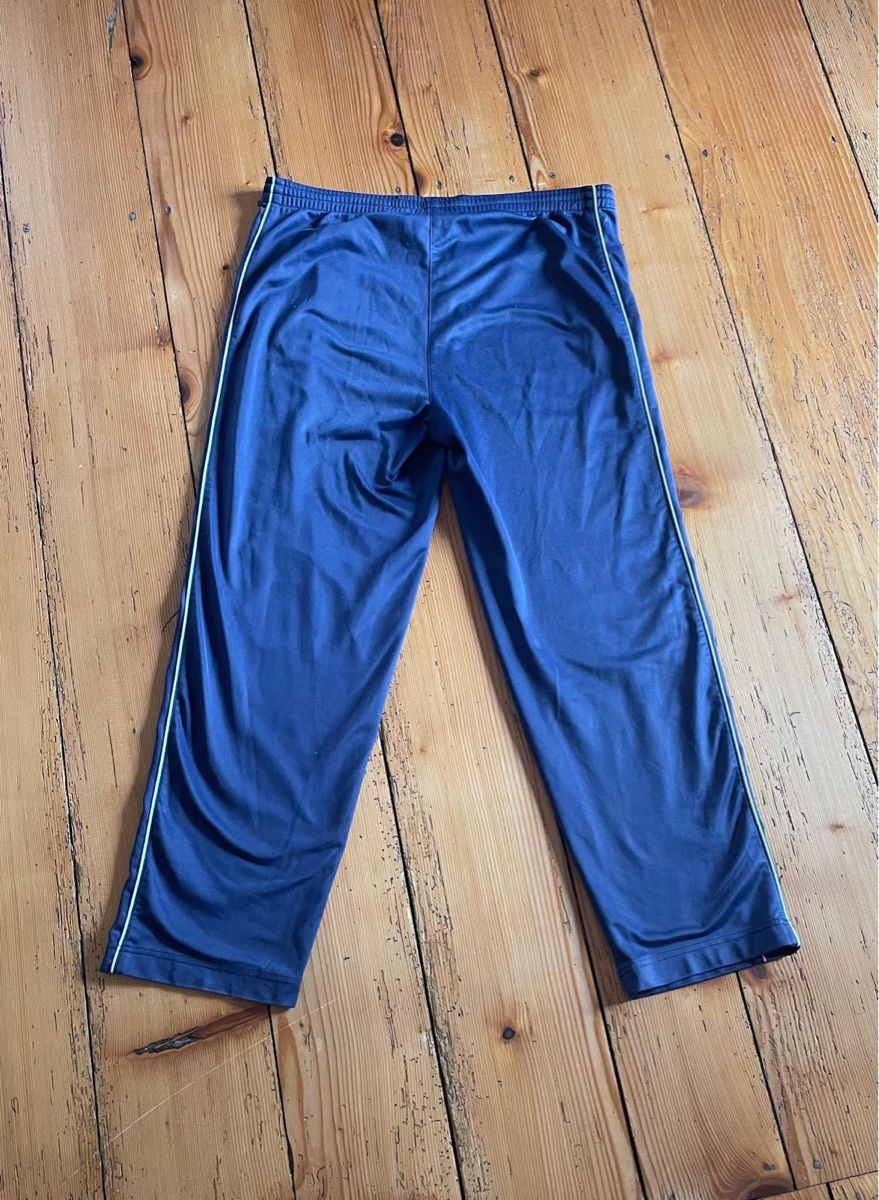 Pantaloni: Boomerang Dunkelblaue Jogginghose – Usato da Magden venduto da leo_c8bc 1