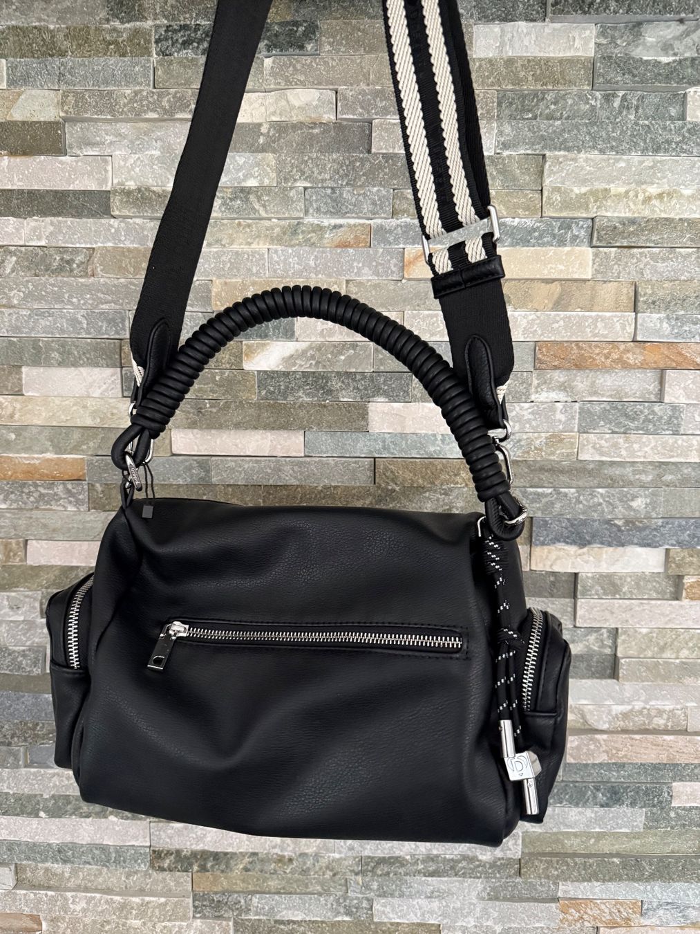 Desigual Borse da donna: Schwarze Desigual Handtasche – Usato da Ermatingen venduto da Speiki2 3