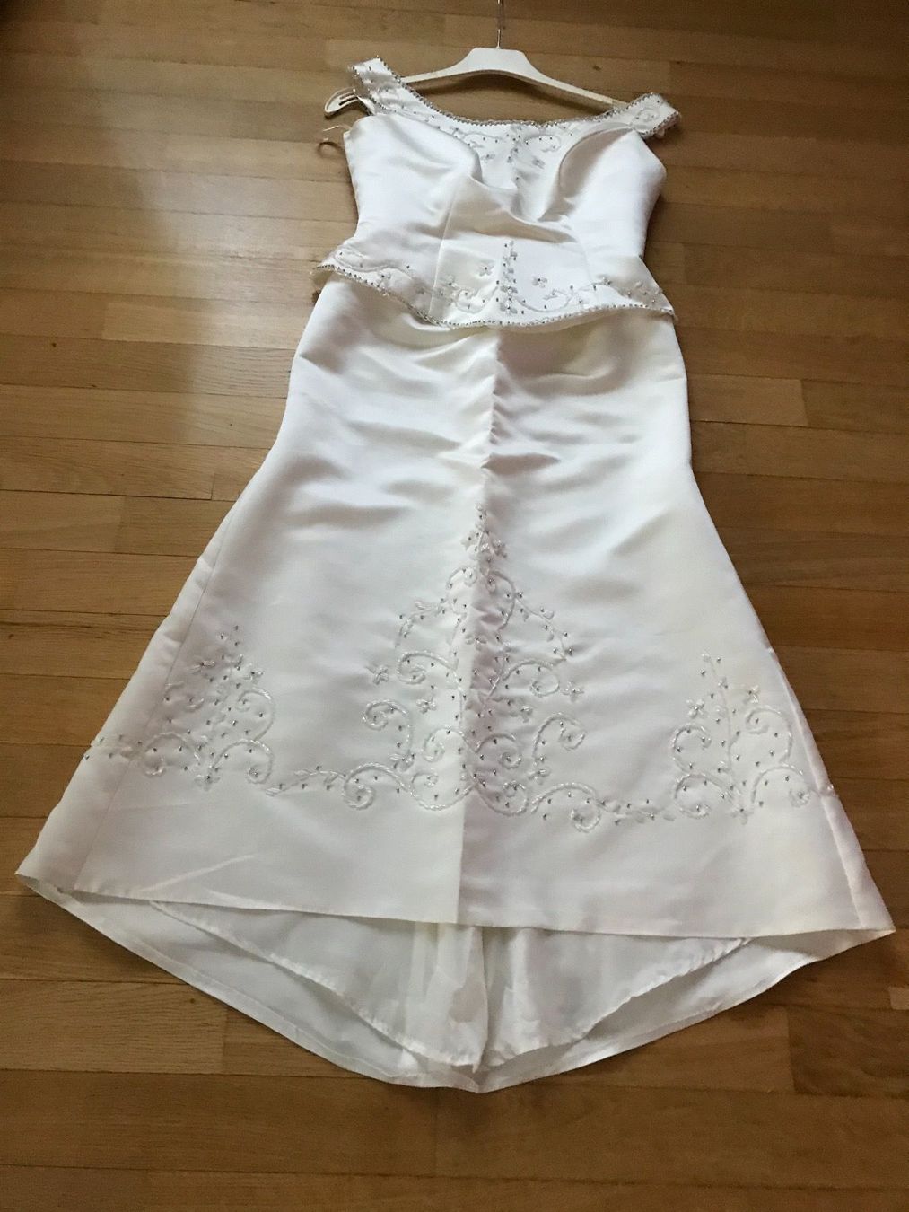 Vestiti: ABEND UND BALLKLEID GR 36-38 – Usato da Zürich venduto da schneeflocke303 1