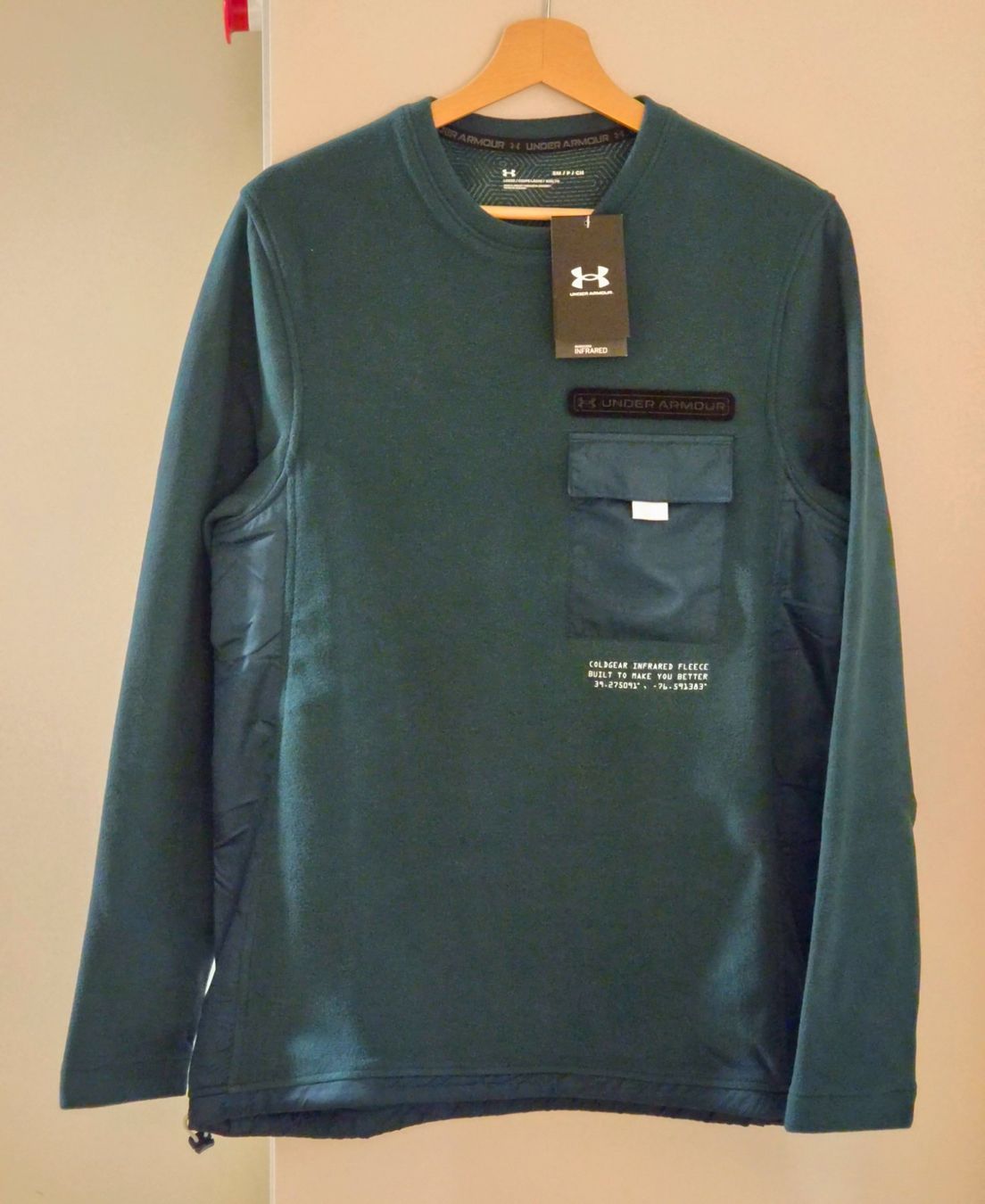 Under Armour Maglioni & Felpe: Fleecepullover in Dunkelblau – Nuovo e nell'imballaggio originale da Zürich venduto da New_username
