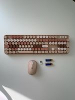 Kabellose Tastatur und Maus, rosa, neuwertiger Zustand