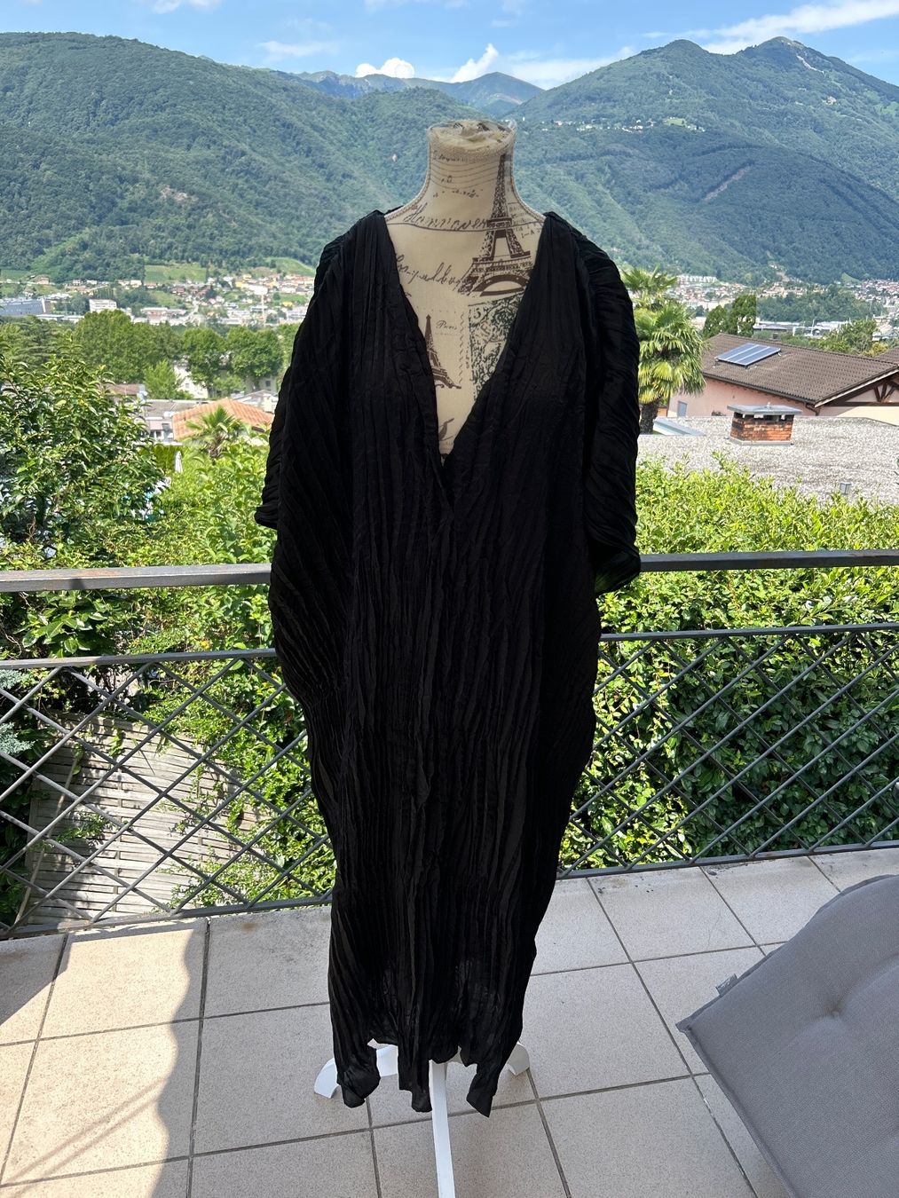 H&M Tuniche: Tunika-Sommerkleid H&M Neu (M) – Nuovo e nell'imballaggio originale da Vezia venduto da sidu03