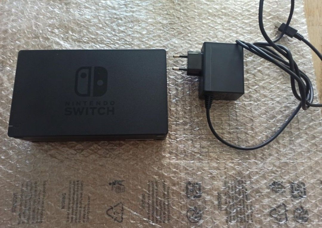 Docking station: Nintendo switch TV dock – Usato da Neuchâtel venduto da yas_zdb7