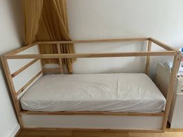 Ikea Kura Bett / Halbhochbett