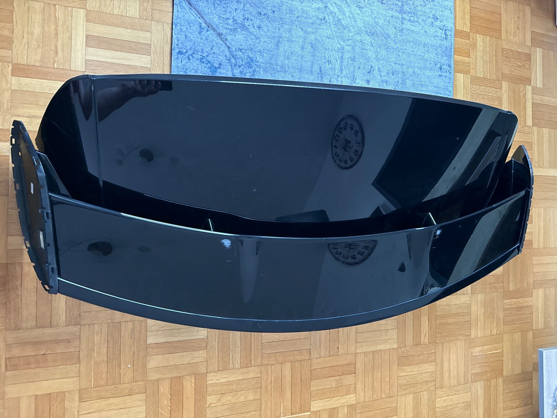 Mercedes-Benz Tutti pezzi di ricambio auto: Mercedes  A45  C63 E63  AMG Stossstangen , diffuser Spoiler – Usato da uster venduto da automen