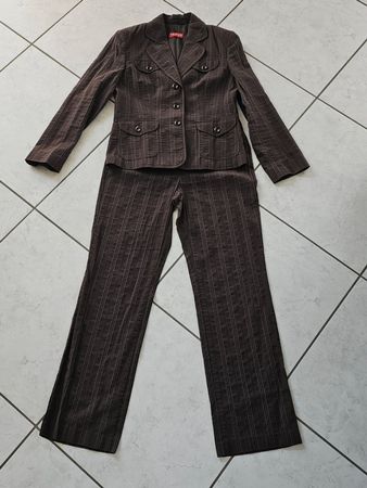 Hosen- Anzug Gr.38 / TAIFUN (braun mit Streifen)
