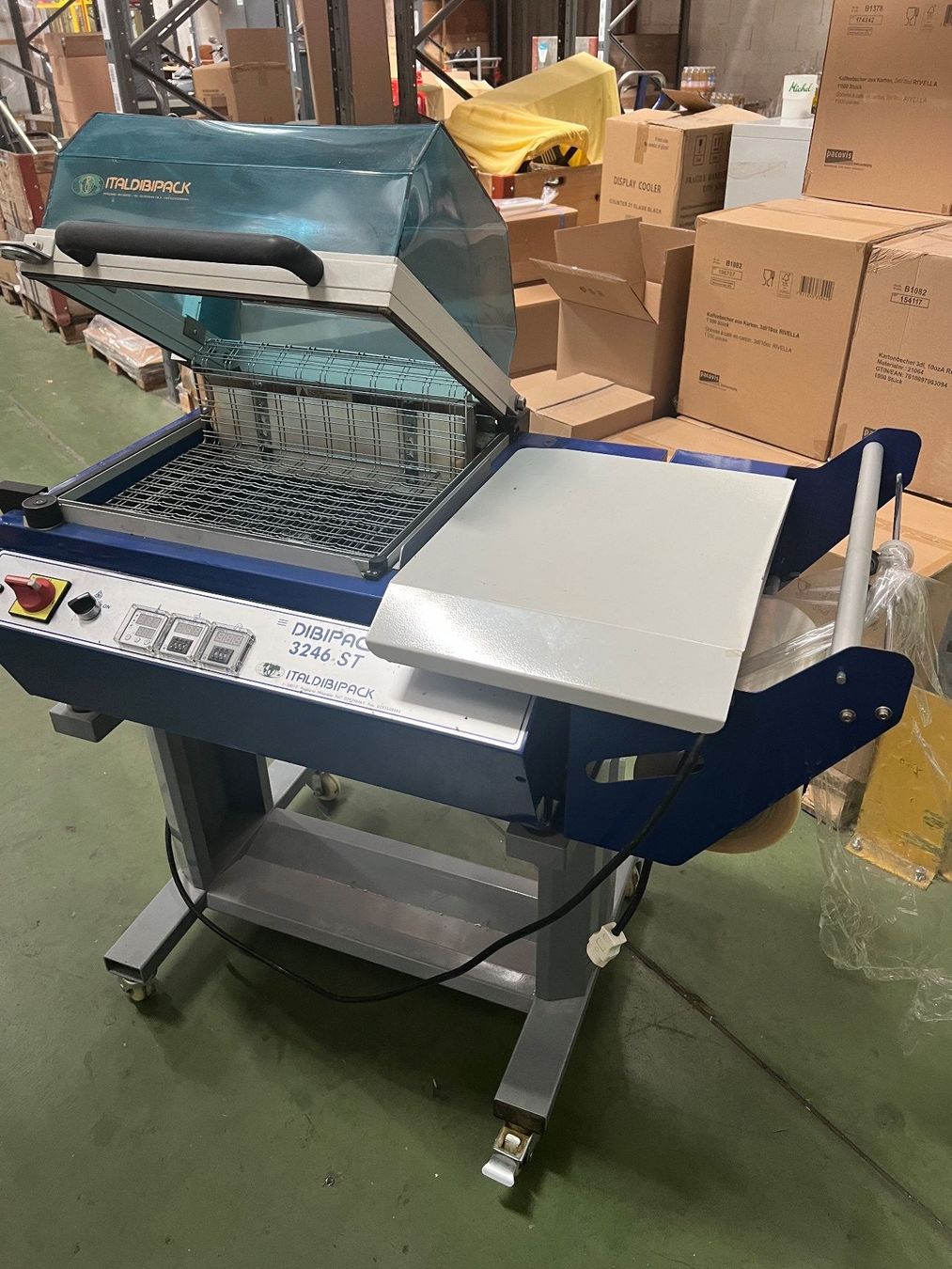 Cucine complete: machine a rétracter et emballer – Usato da Romanel-s-Lausanne venduto da farine54