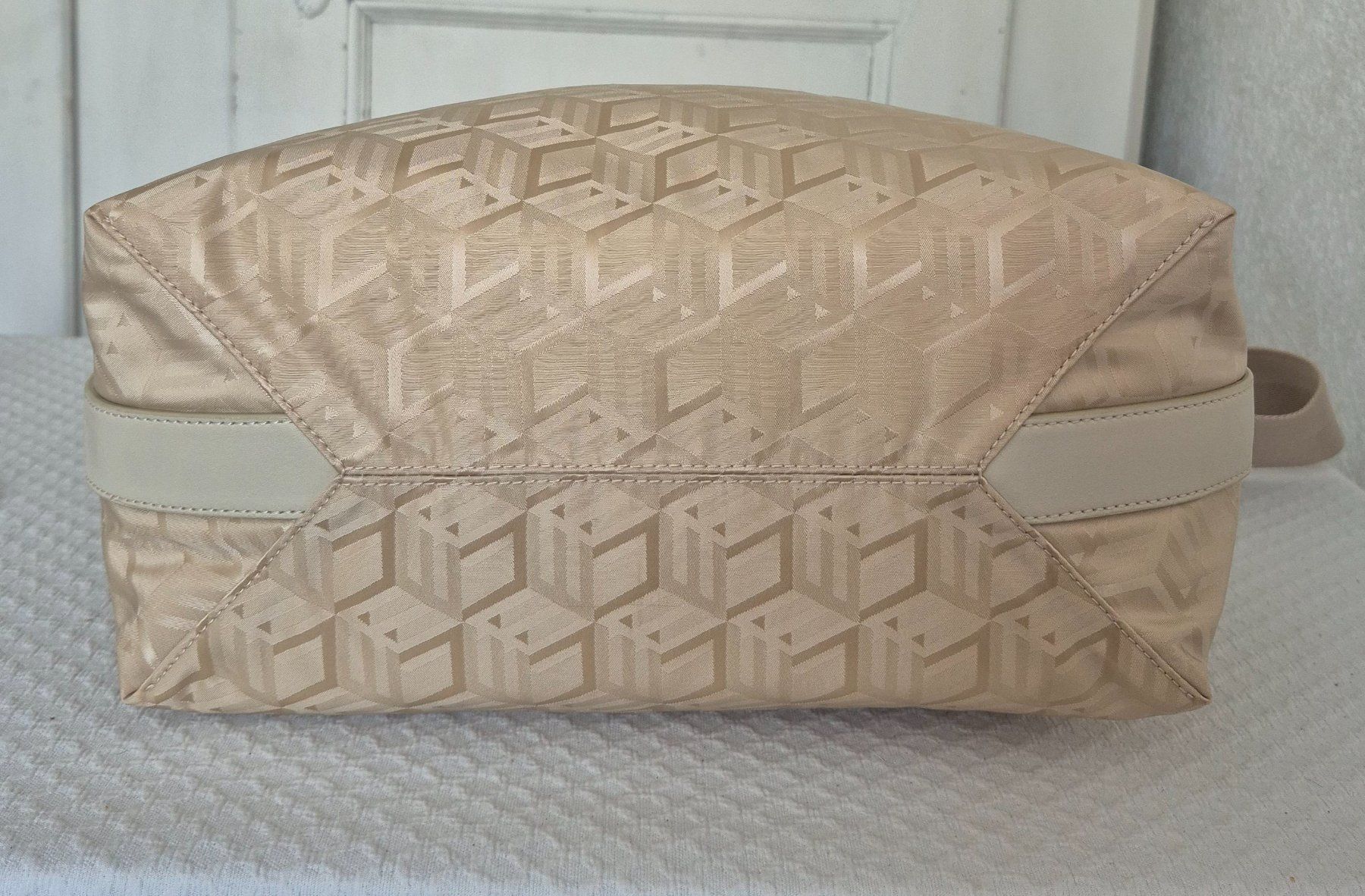 Mcm Borse da donna: Neue Original MCM Crossbody Hobo – Nuovo (secondo la descrizione) da Dottikon venduto da Pega7 7