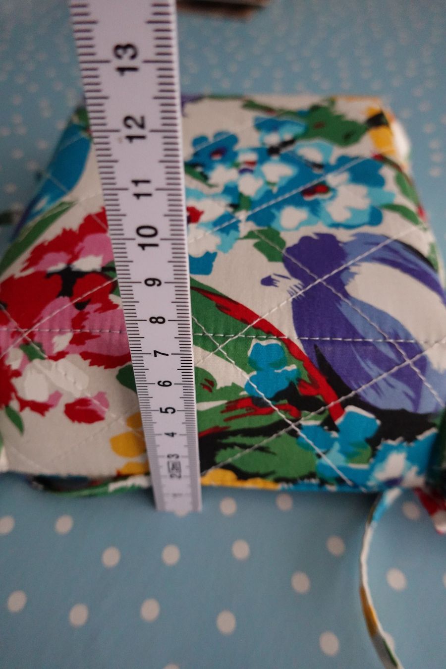 Altro per la casa: Handarbeit: Stoffkörbchen mit Blumenmuster Korb Stoff bunt – Usato da Jona venduto da simongarden 5