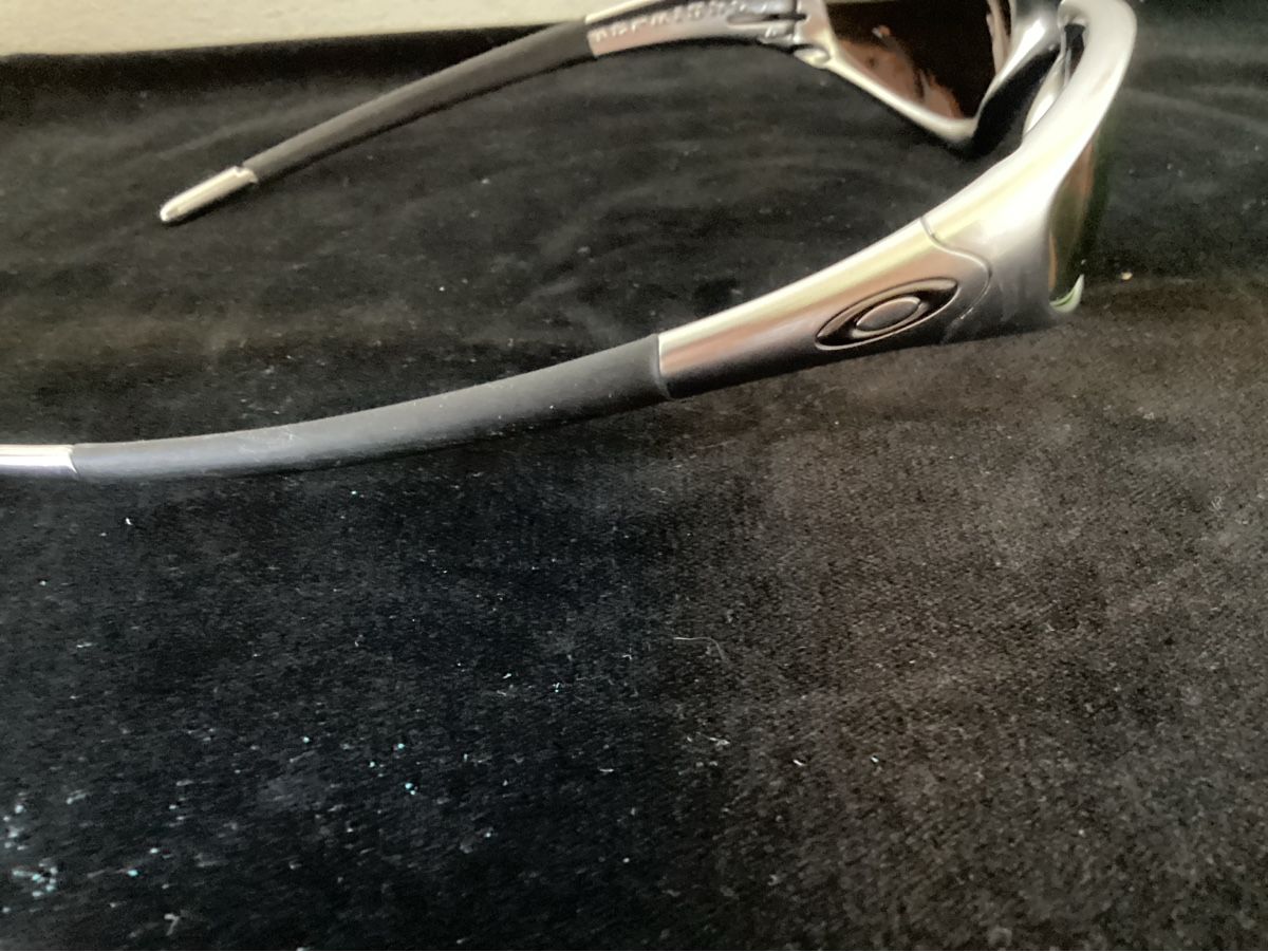 Oakley Brillen & Gläser: Oakley, Sonnenbrille – Gebraucht aus Salenstein von Esprit57 1