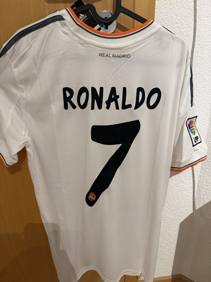 Real Madrid Maillots de corps & Pantalons: Real Madrid Trikot 2013-14 – Neuf avec emballage d'origine à Däniken SO par jschenker27 1