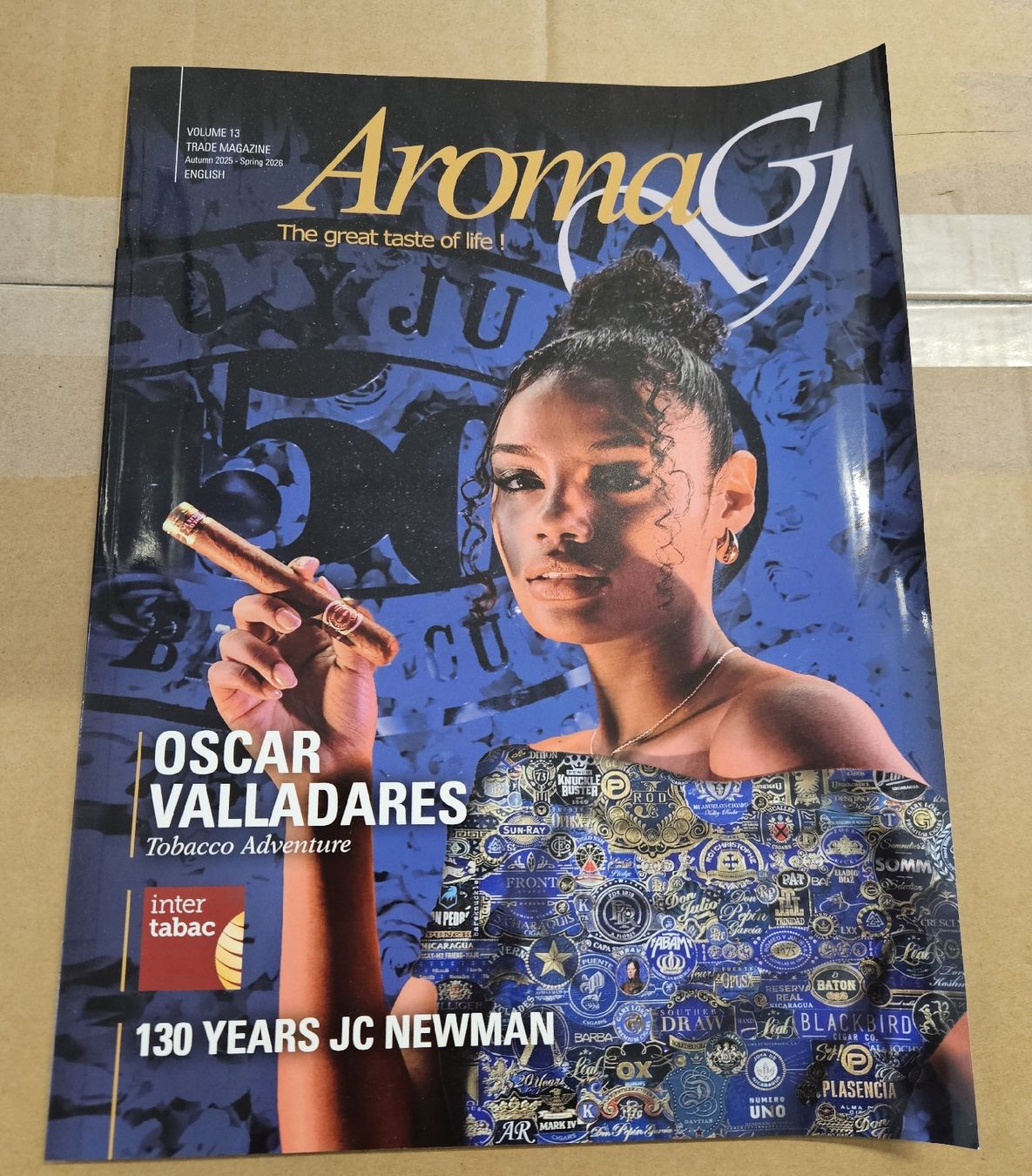 Riviste & Magazine: Cigars Trade Magazine AromaG Spring 2026 English Version – Nuovo (secondo la descrizione) da Dachsen venduto da Topparts1
