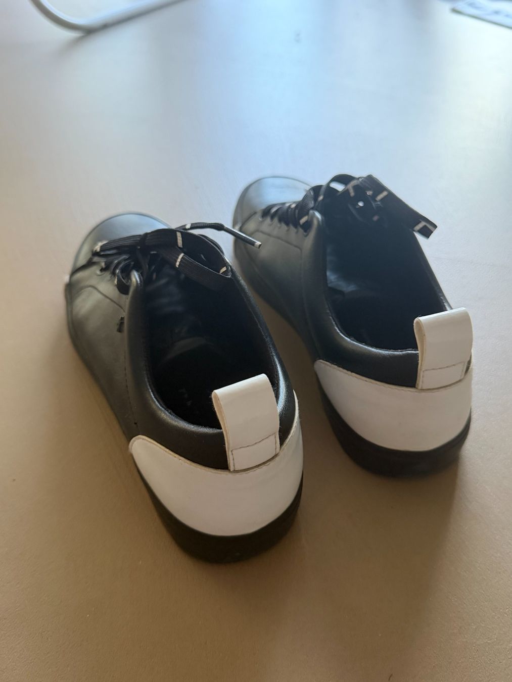 Armani Scarpe da donna: Armani Exchange Sneakers, schwarz, Gr. 38 – Usato da Bern venduto da mar_57gd 3