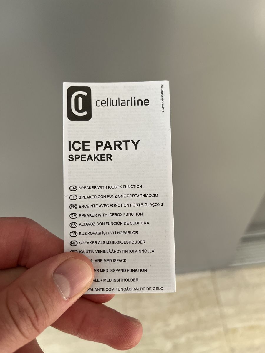 Altro: CELLULAR LINE ICE MUSIC Eiskübel mit Bluetooth-Lautsprecher – Nuovo (secondo la descrizione) da Zug venduto da Nickwalks999 3