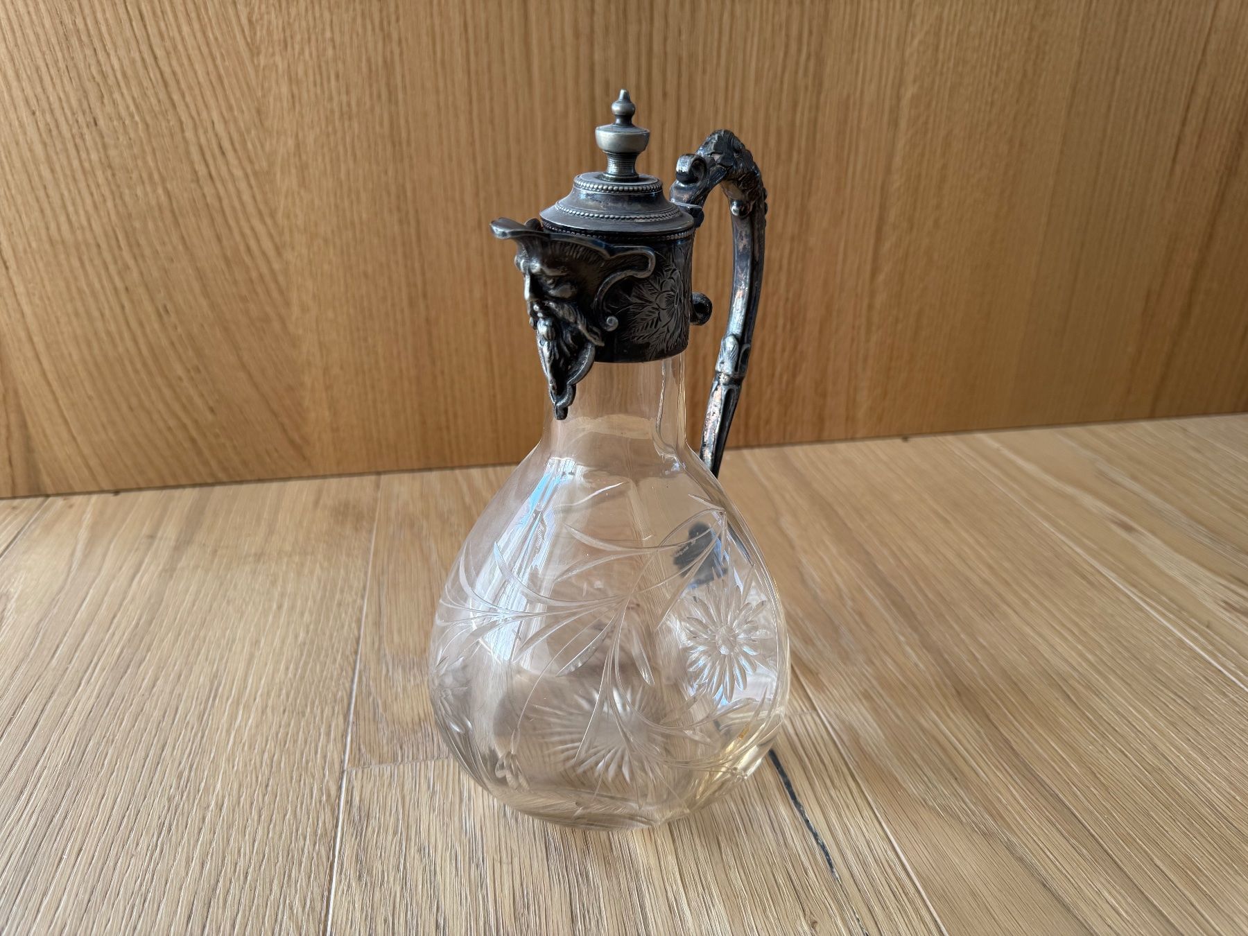 Caraffe: Antike Karaffe aus Kristal und versilbertem Metall – Usato da Schindellegi venduto da misha1983