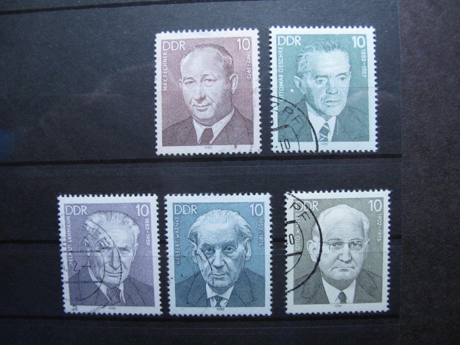 Tous les timbres: DDR 1982 Persönlichkeiten  X gest – D'occasion à Wil SG par fva01