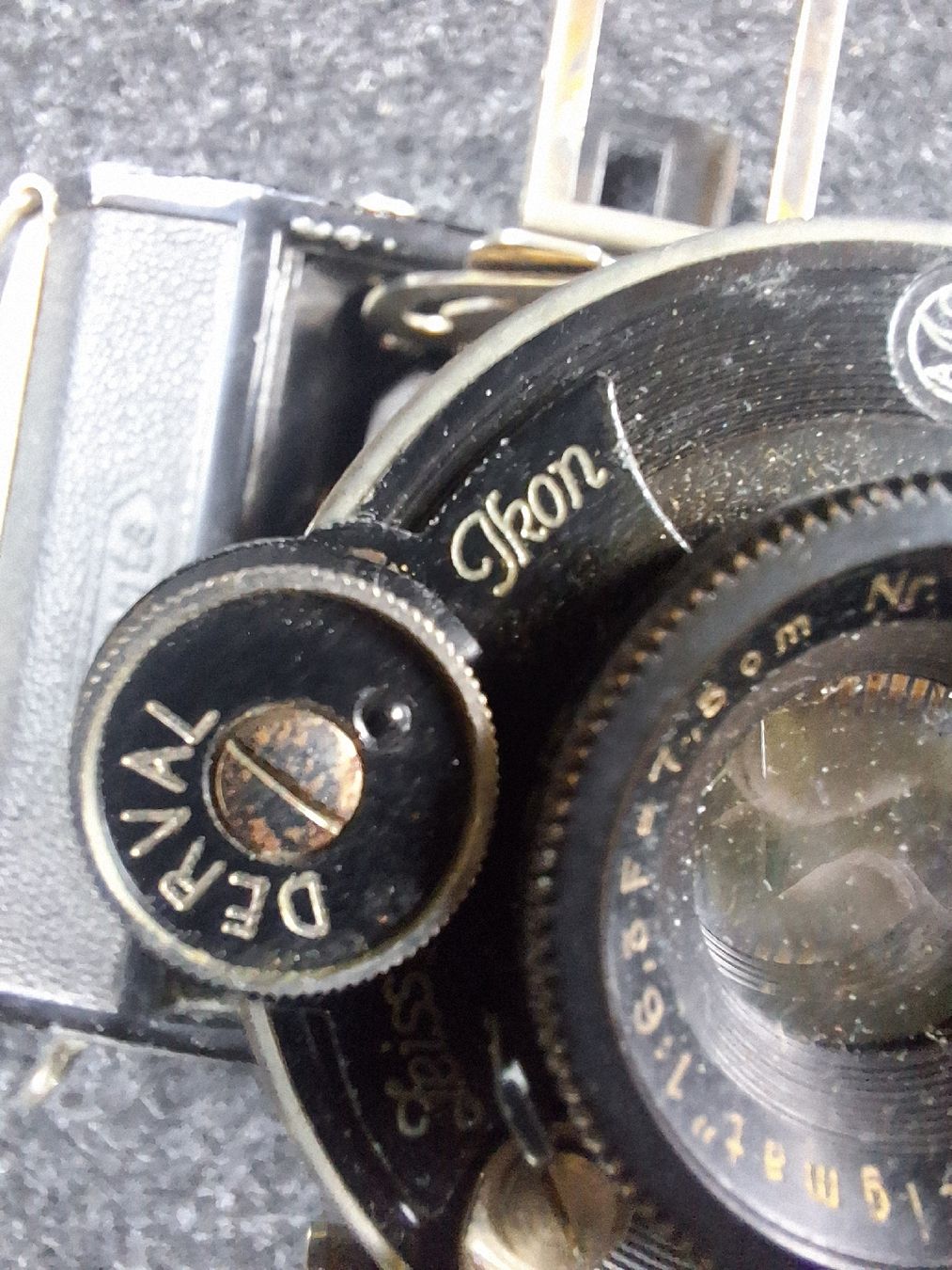 Zeiss Fotocamera: ANTIKER FOTOAPPARAT 1939 – Usato da Niederwangen BE venduto da pfiff02 6