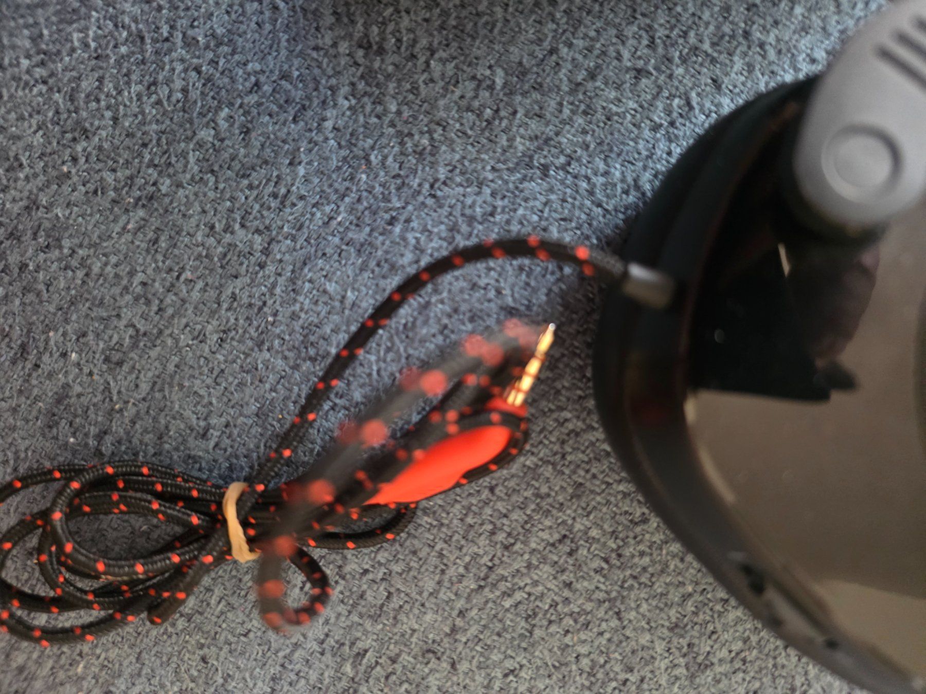 JBL Cuffie: JBL Gaming Headset Schwarz – Usato da Dorf venduto da Echo_Elements 2