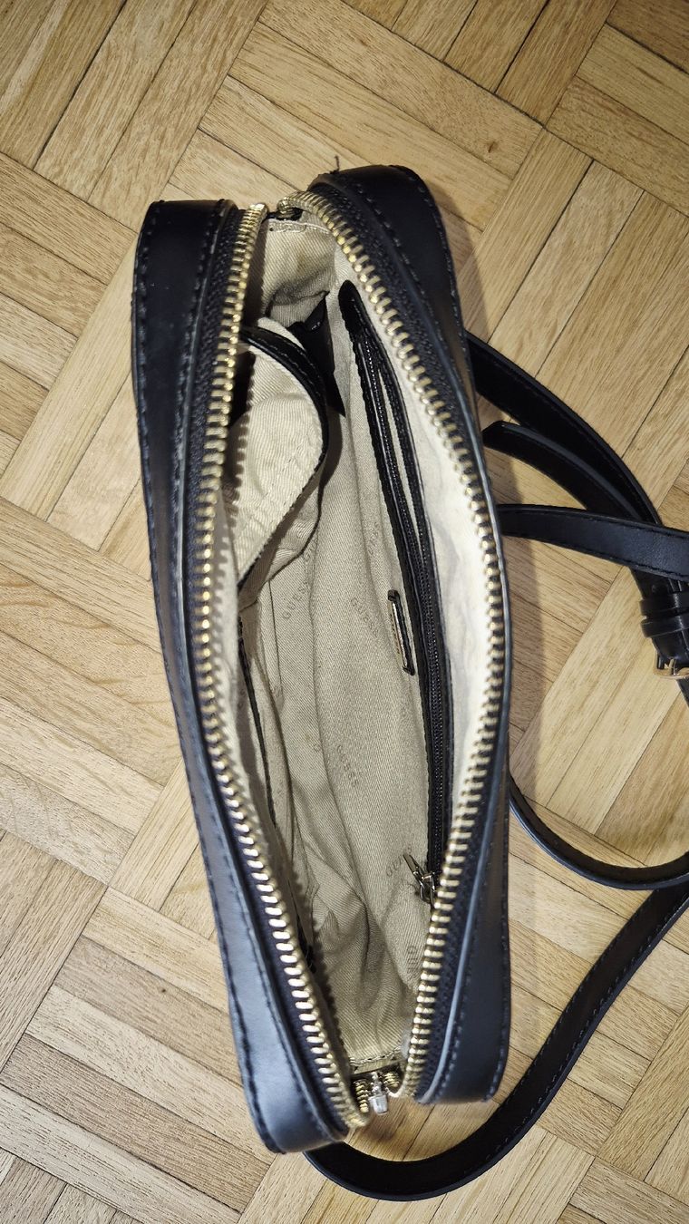 Borse da donna: Guess Tasche – Usato da Zürich venduto da Durme 1