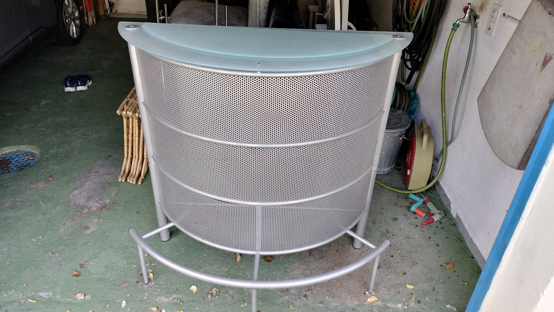 Equipement de magasin & Foires: Bartheke mit 2 Stühle – D'occasion à Hergiswil NW par Parecadu 1