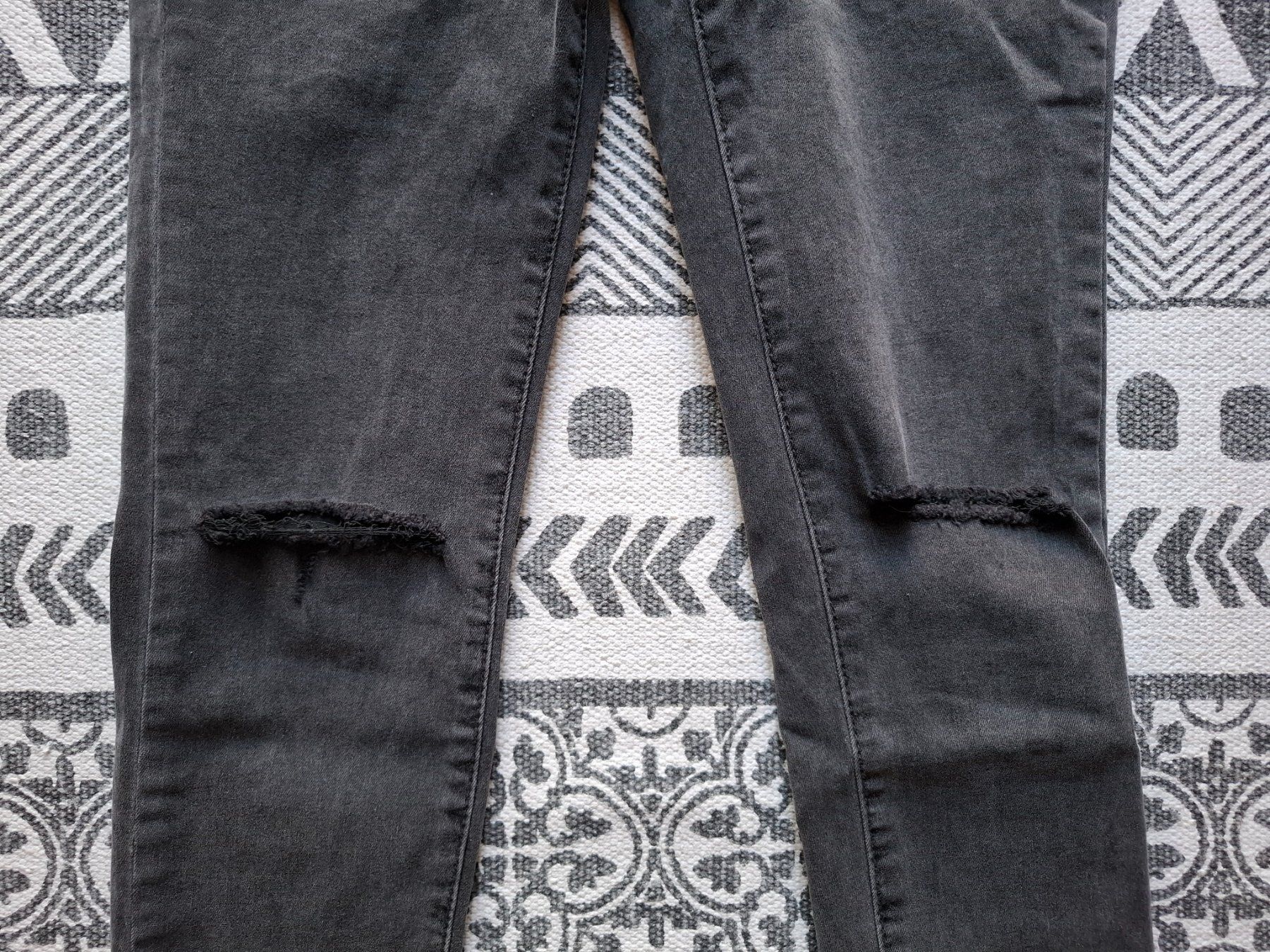 Jeans: Cotton on Destoyed Jeans, Grösse 38 – Gebraucht aus Thun von Justin8 1