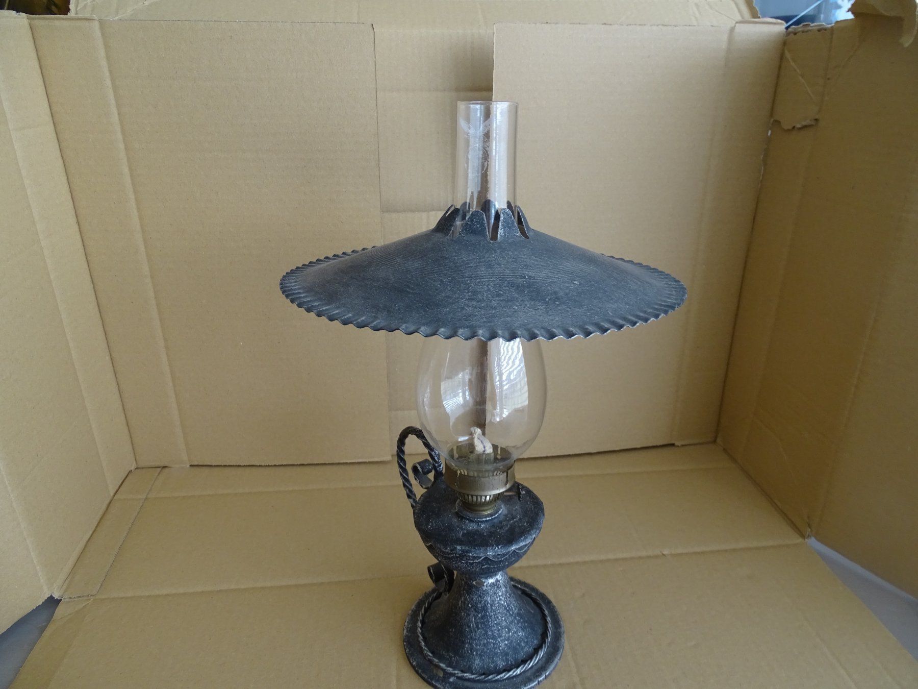 Lampade: antike lampe  dreiteilig – Usato da Steffisburg venduto da Robinh.17 4