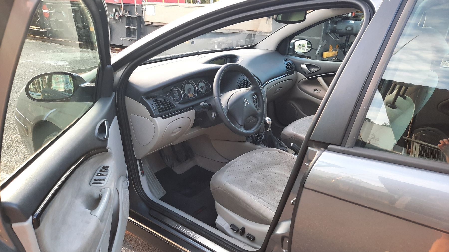 Citroën Automobili: Citroën c5 Break 2.0i mit MFK – Usato da Au ZH venduto da Arnie_Drift_Maniac 5