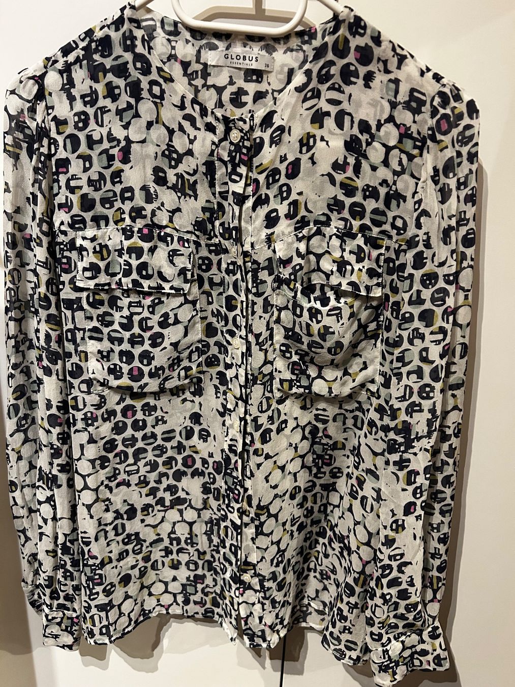 Globus Camicette: Alles 10.- Seidenbluse gr 36 Globus Essential – Usato da Scherz venduto da Mandarine8