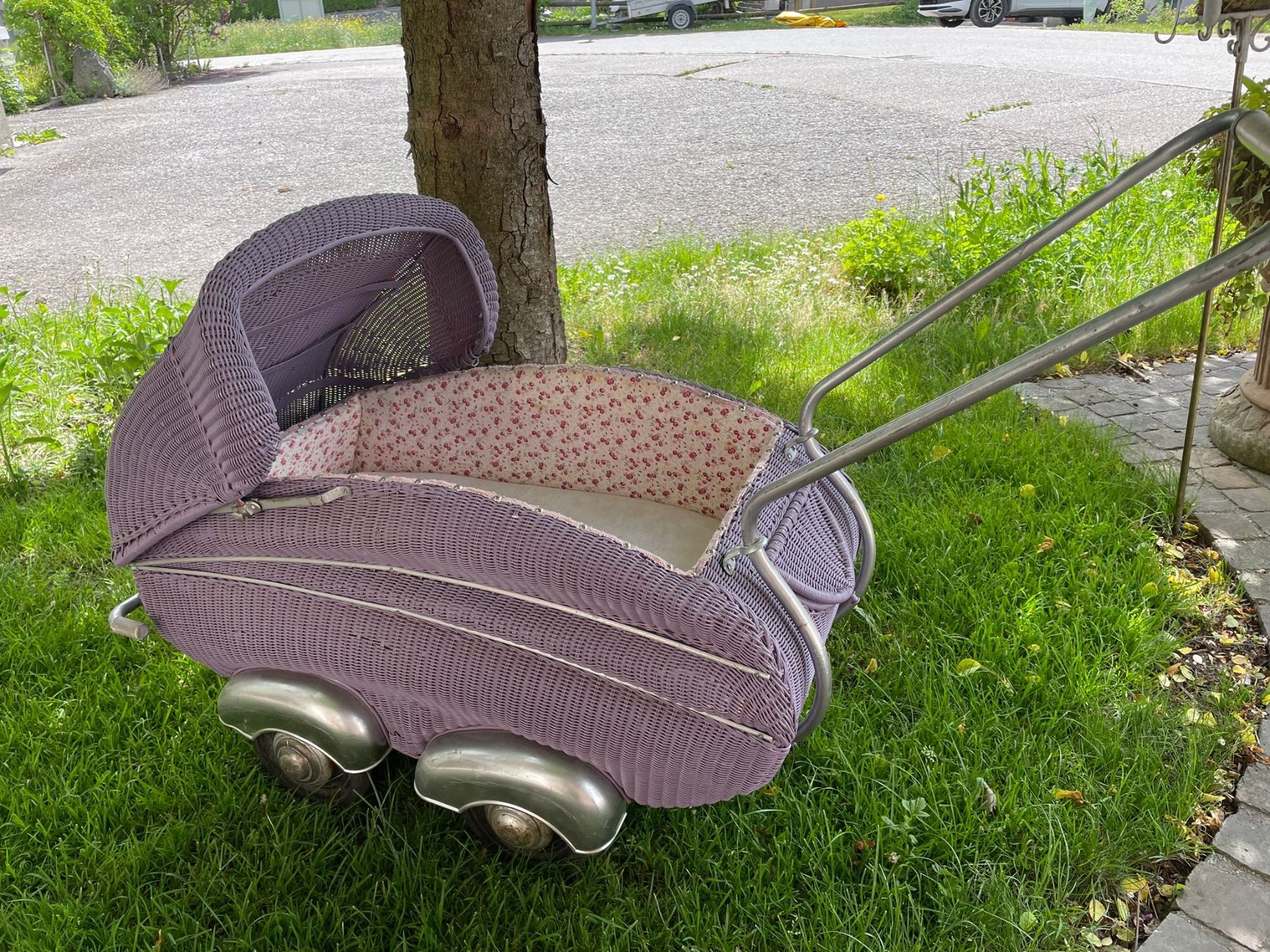 Culle: Vintage Stubenwagen aus Korbgeflecht – Usato da Untervaz venduto da pal_9wgh