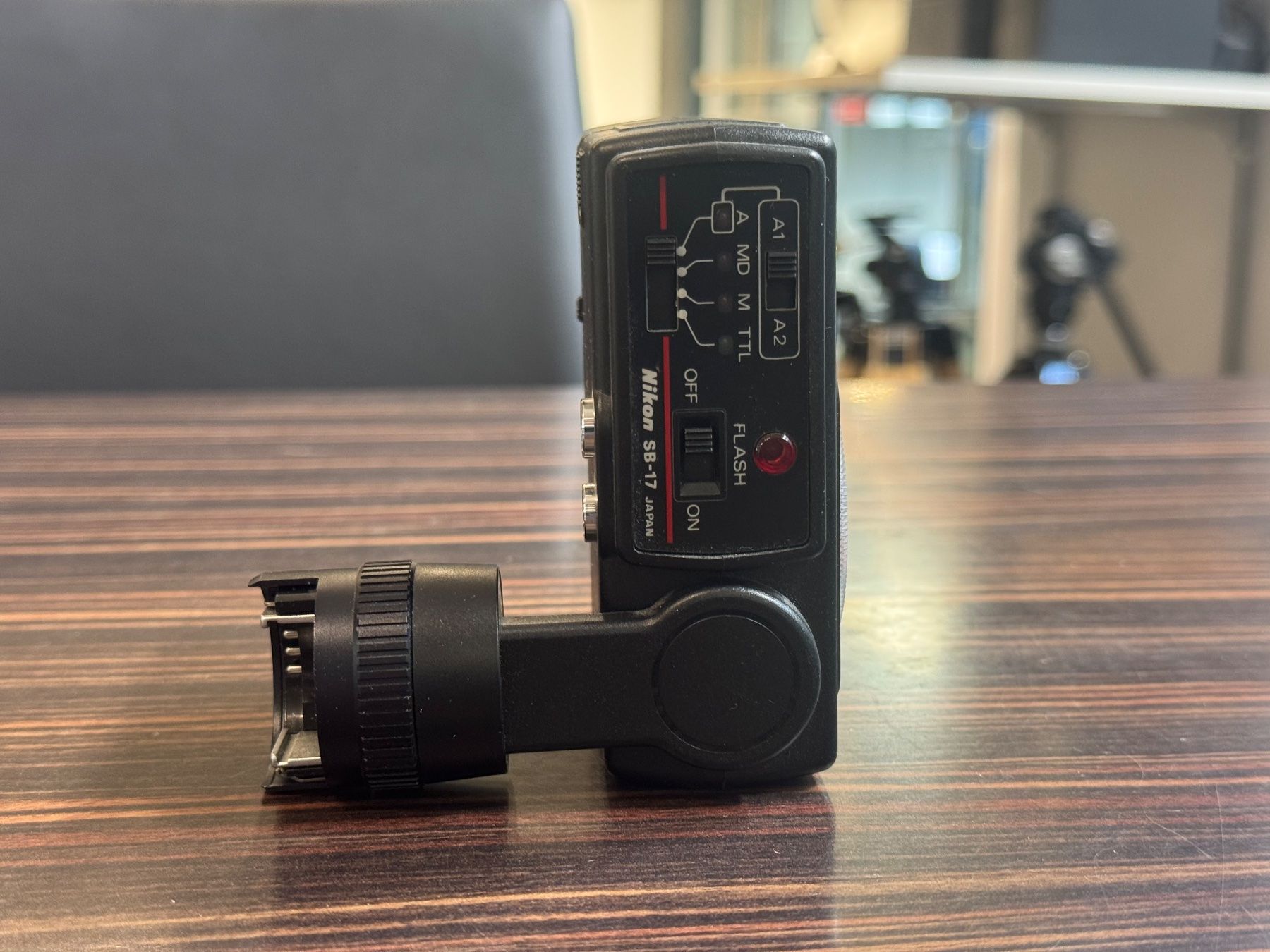 Flashs: Nikon Speedlight SB-17 Blitzgeraet – D'occasion à Zürich par KochphotoAG 2