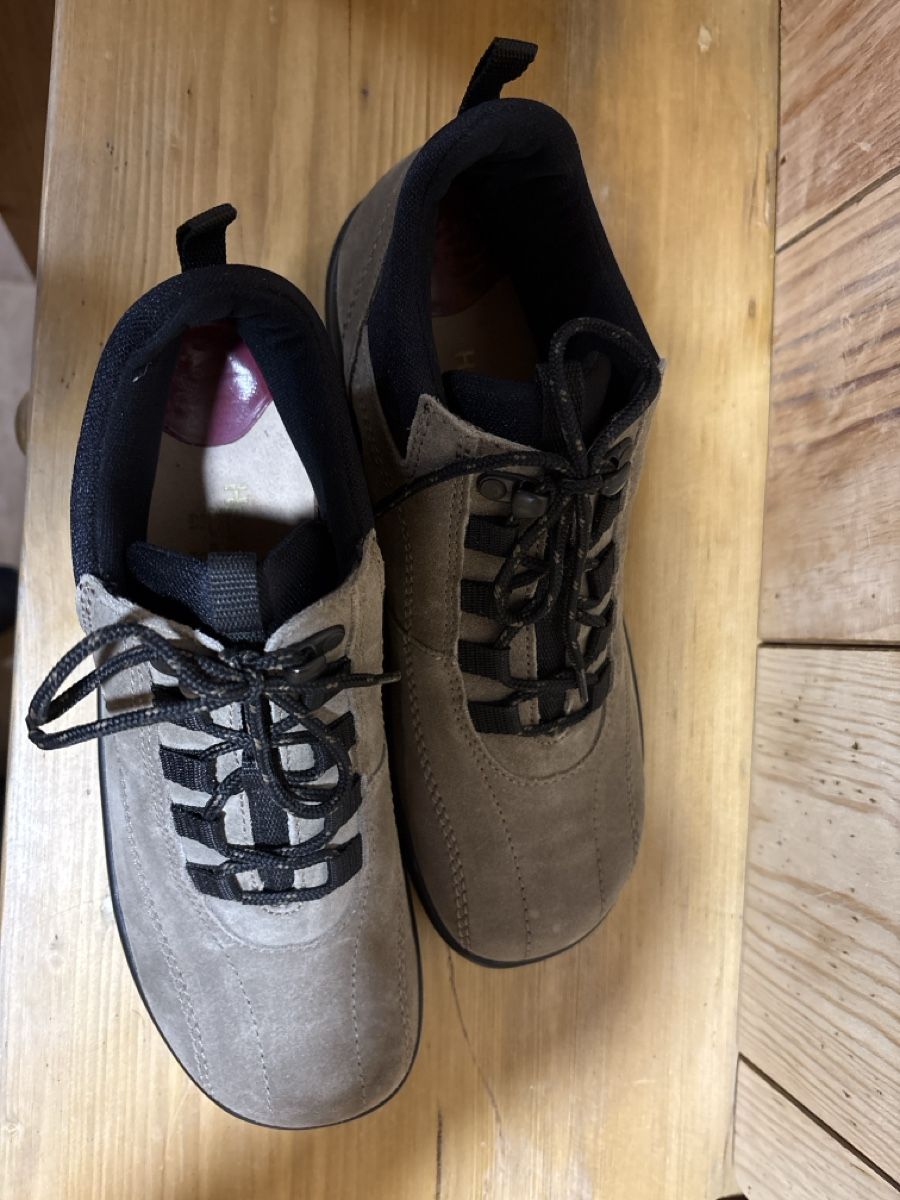 Helvesko Scarpe da donna: Chaussures Helvesko – Nuovo (secondo la descrizione) da Monthey venduto da chocolatnoir01 3