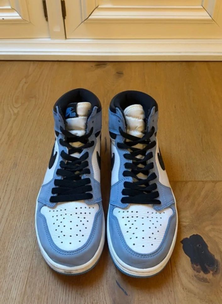 Jordan Herrenschuhe: Nike Air Jordan 1 – Neu (gemäss Beschreibung) aus Volketswil von las_yx59 7
