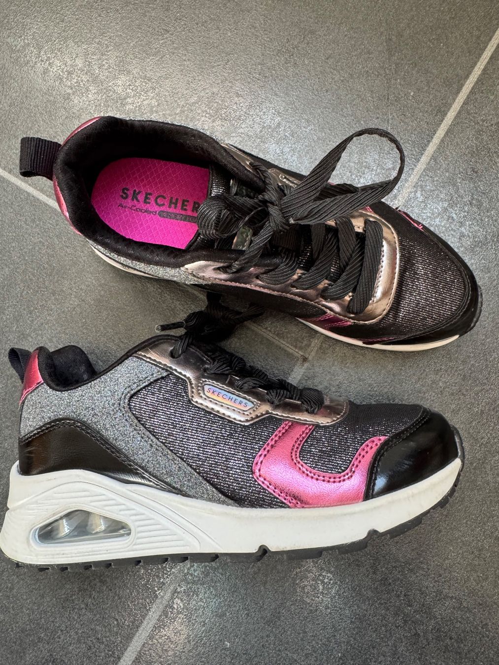 Skechers Schuhe für Mädchen: Skechers  (Gr. 33,5) – Gebraucht aus Moosseedorf von SDmedia 1