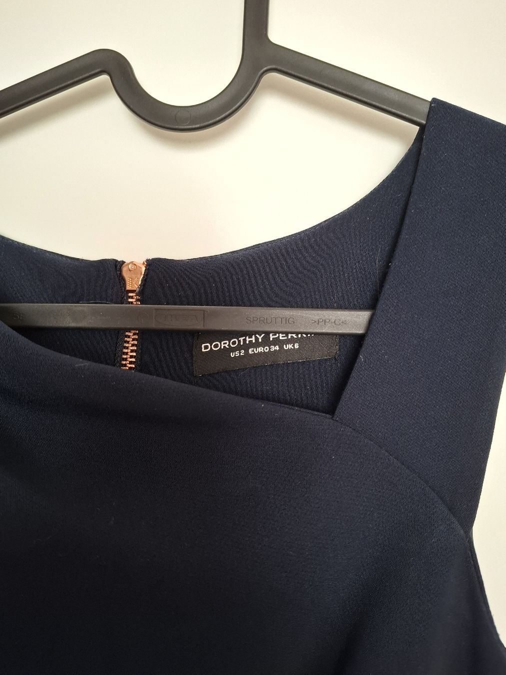 Robes: Kleid dunkelblau Grösse UK 8  – D'occasion à Rotkreuz par PrelovedPicks 2